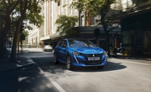 Francia - Julio 2019: La nueva generación del Peugeot 208 ya está aquí