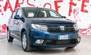 Italia - Julio 2019: El Dacia Sandero alcanza una nueva posición histórica