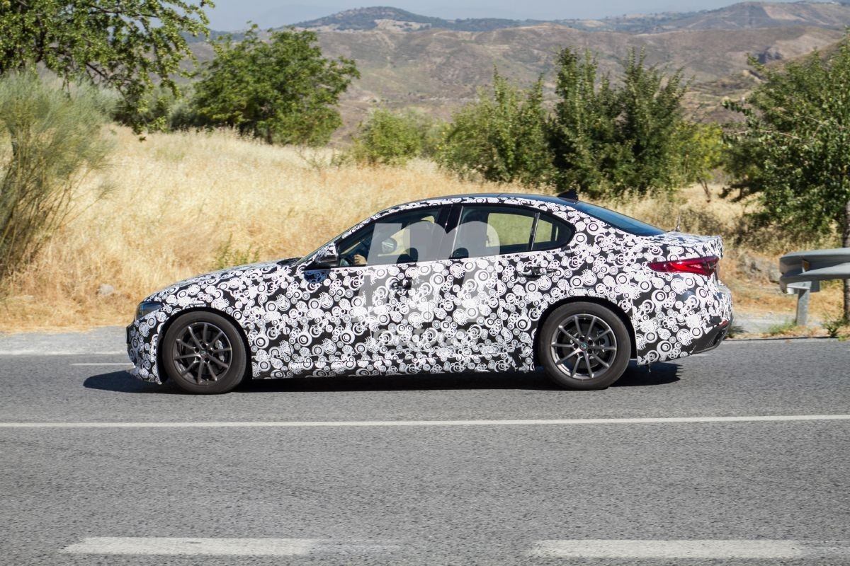 alfa-romeo-giulia-fotos-espia-2020-20196