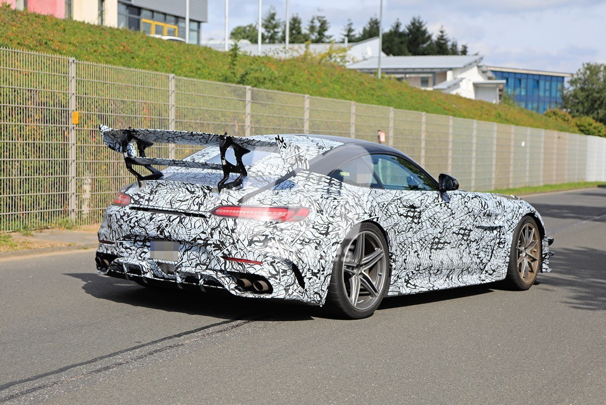 el-mercedes-amg-gt-r-black-series-nos-mu