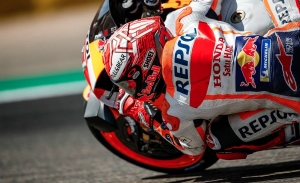 Marc Márquez consigue un aplastante triunfo en MotorLand Aragón