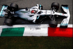 Hamilton, crítico con Ferrari por lo sucedido en la Q3: "Nos dejaron fuera de tiempo"