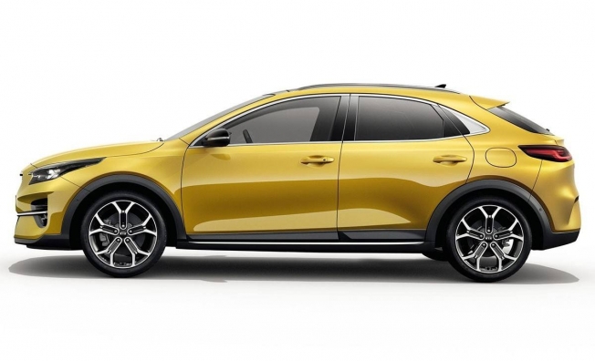 Kia XCeed - lateral