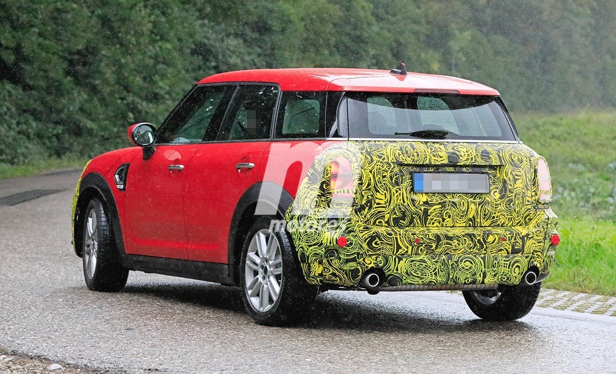 mini-countryman-2021-fotos-desarrollo-20