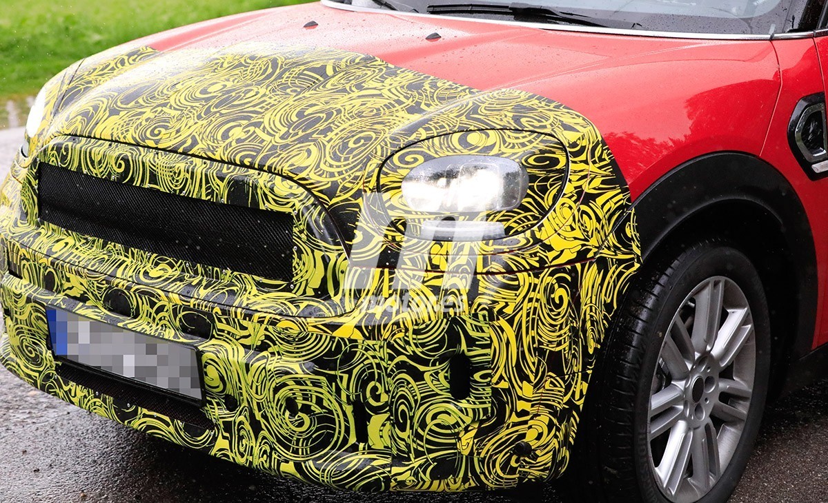 mini-countryman-2021-fotos-desarrollo-20
