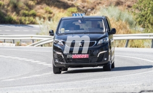 Primeras fotos espía de la Peugeot Traveller Eléctrica, confirmada para 2020