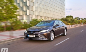 Toyota Camry 2020, la berlina híbrida aterriza en España