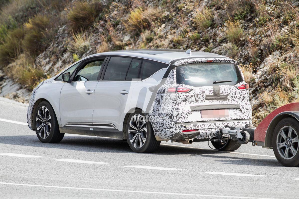 renault-espace-facelift-fotos-espia-2020
