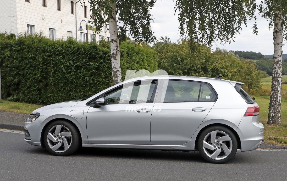 volkswagen-golf-gte-fotos-espia-destapado-201960795-1568365326_8.jpg