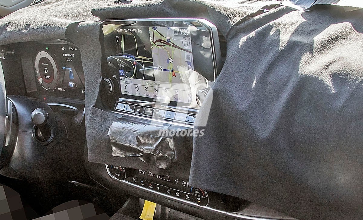 interior-nissan-x-trail-2021-fotos-espia
