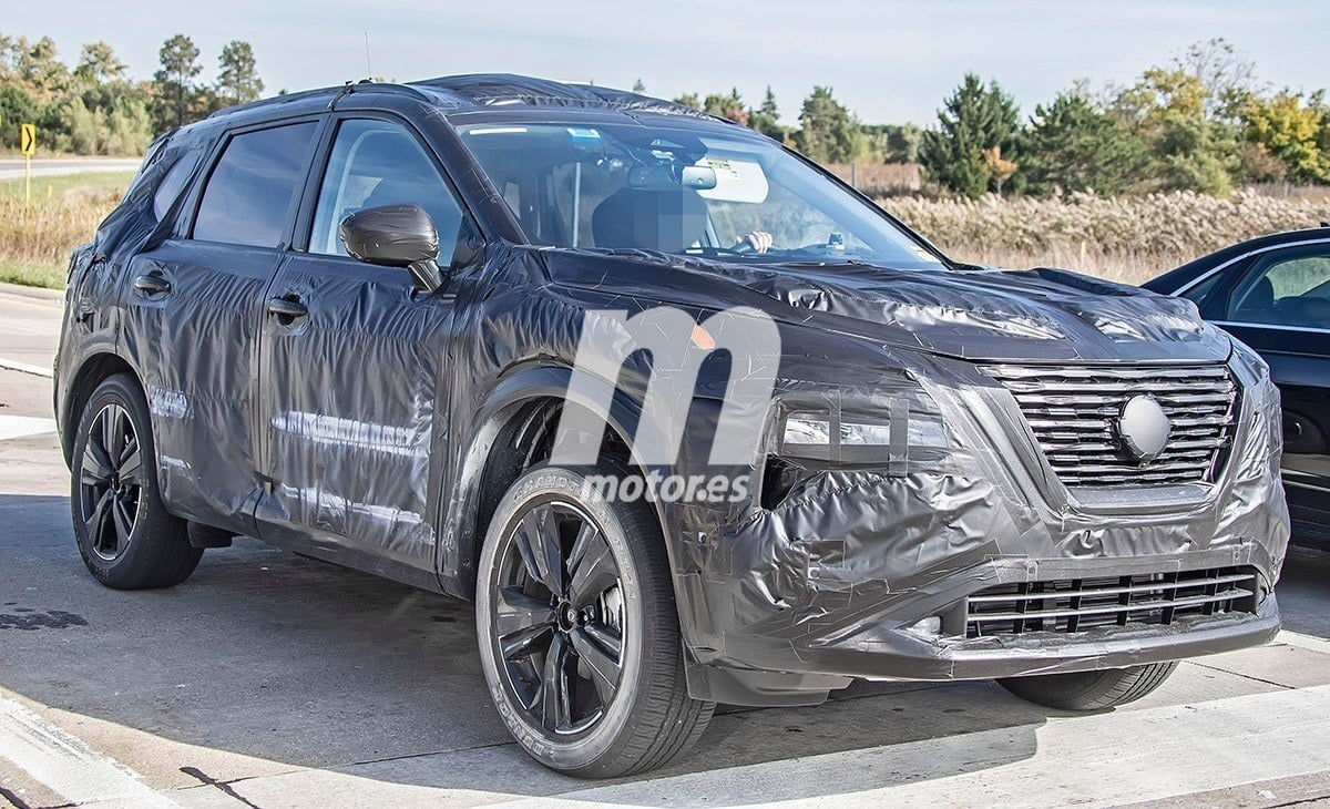 interior-nissan-x-trail-2021-fotos-espia