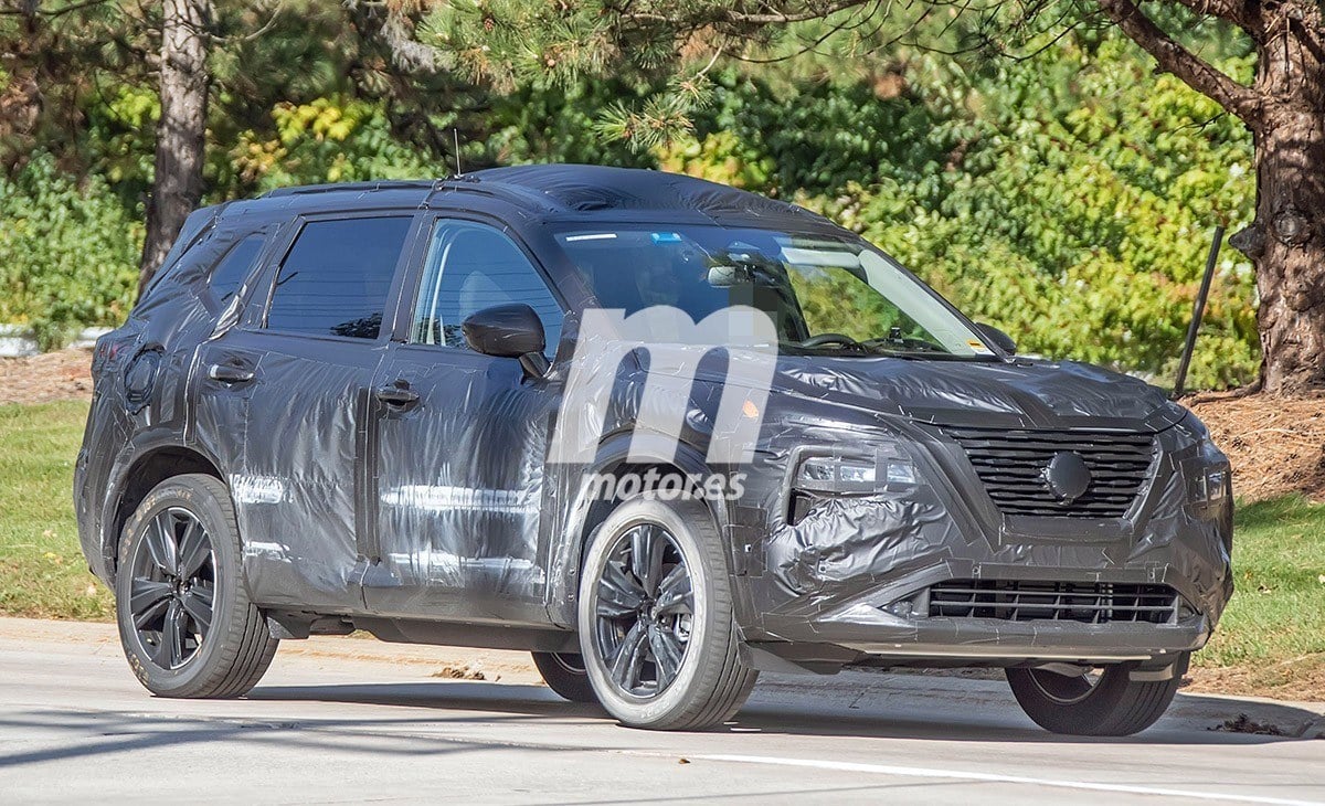 interior-nissan-x-trail-2021-fotos-espia