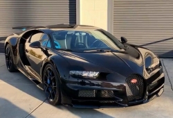 El primer Bugatti Chiron en fibra de carbono vista al completo