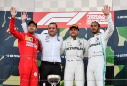 Vettel se rinde ante Mercedes: "Siempre están muy cerca de la perfección"