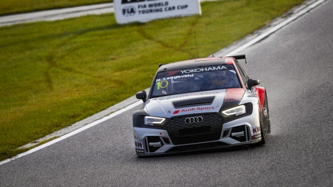Esteban Guerrieri gana en Suzuka y recupera el liderato del WTCR