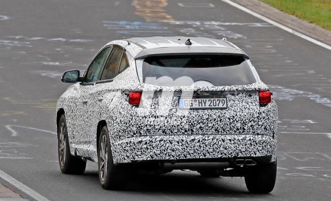 Hyundai Tucson 2021 - foto espía posterior