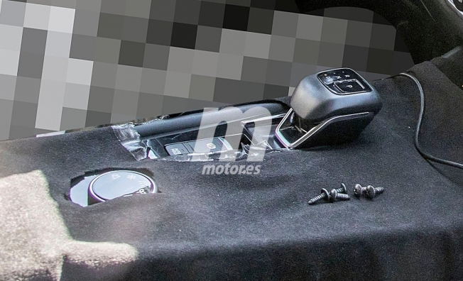 Nissan X-Trail 2021 - foto espía interior