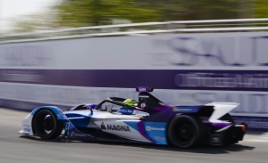 Alex Sims logra un doblete de poles en el ePrix de Ad-Diriyah