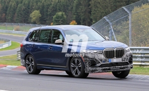 El Alpina XD7 pierde camuflaje a su paso por Nürburgring
