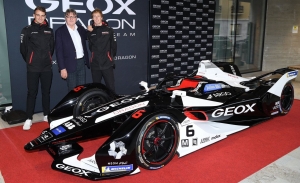 Dragon Racing desvela la librea que lucirá el nuevo Penske EV-4