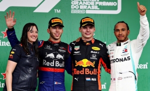 La FIA explica el Safety Car de Bottas y qué impidió a Sainz subir al podio