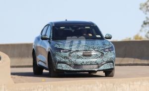 El Ford Mach E pierde camuflaje y muestra su verdadero aspecto
