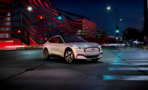 Ford Mustang Mach-E: el pony car eléctrico con hasta 482 km de autonomía
