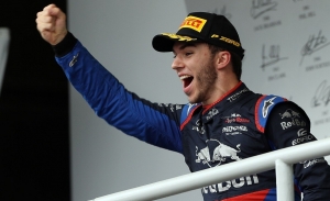Gasly consigue su primer podio en la F1 tras una espectacular 'drag race' con Hamilton