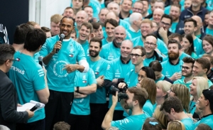 Hamilton sigue viendo el récord de Schumacher como algo "lejano"