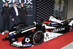 Dragon Racing desvela la librea que lucirá el nuevo Penske EV-4