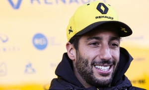 Ricciardo cree que competir en mitad de parrilla le ha hecho mejor piloto