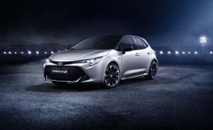 Llega el nuevo Toyota Corolla GR-SPORT, el compacto híbrido deportivo ya tiene precios