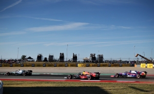 Verstappen atiza a Hamilton: "Si a ti no te importa, a mí tampoco"
