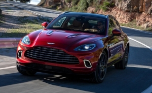 El Aston Martin DBX será electrificado y estrenará una versión híbrida