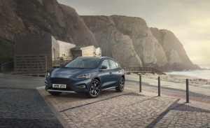 Ford Focus Active X Vignale, el lujo se suma al aspecto crossover en la berlina y el familiar