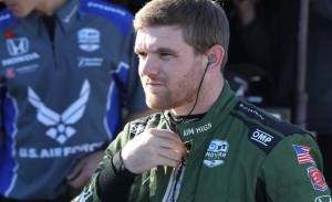 Conor Daly firma con Carpenter para circuitos ruteros y la Indy 500