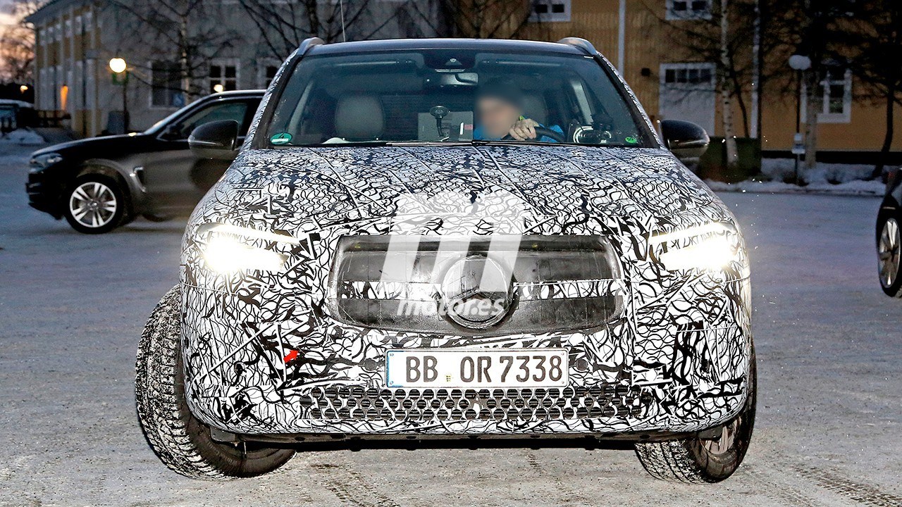 mercedes-eqa-2021-fotos-espia-invierno-2