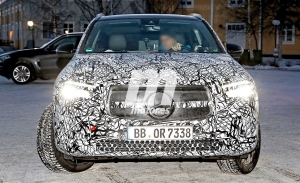 Primeras fotos espía del nuevo Mercedes EQA 2021 en las pruebas de invierno