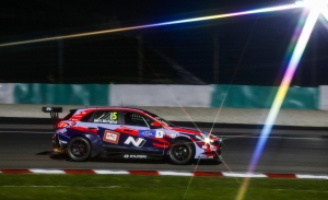 Michelisz gana el título del WTCR en la victoria de Kristoffersson