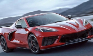 Chevrolet pierde dinero con el Corvette Stingray y sus propios modelos son un problema
