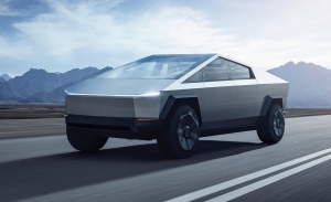 La versión de tres motores del Tesla Cybertruck llegará en 2021