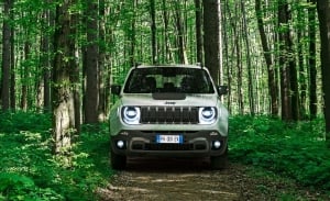 El nuevo Jeep Renegade 4xe estrena precios en España, llega el híbrido enchufable