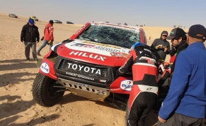 Fuerte accidente de Fernando Alonso en la etapa maratón del Dakar