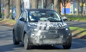 ¡Cazado el nuevo Fiat 500e 2021! Fotos espía del prototipo de producción ya camuflado