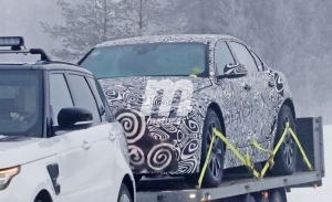 Primeras fotos espía del Jaguar XJ Eléctrico en las pruebas de invierno