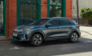 Kia e-Niro 2020: más equipamiento y más potencia de carga al mismo precio