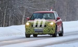 El MINI Countryman Facelift que llega en 2021, cazado en las pruebas invierno