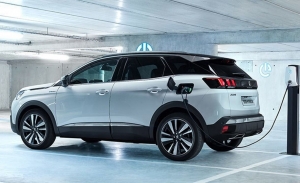 Peugeot rebajará las emisiones límite en marzo con las ventas de híbridos y eléctricos