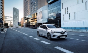 Renault Clio E-Tech, se estrena la nueva versión híbrida en el utilitario francés