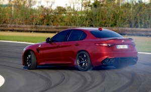 Alfa Romeo prepara una importante novedad mundial: ¿Será el Giulia GTA?